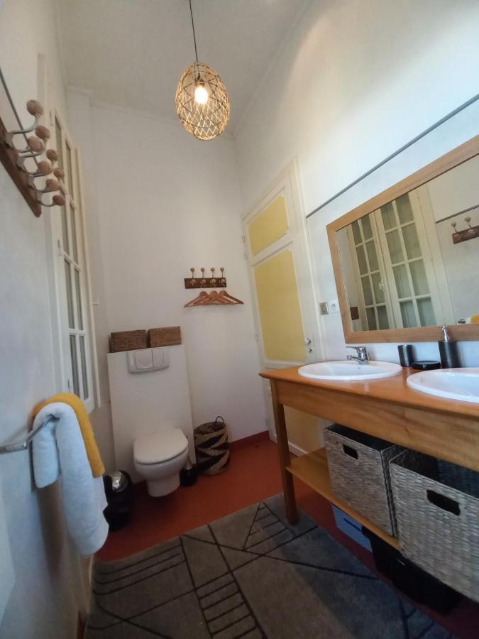 O Privilege Villa D'Exception En Centre-Ville De St-Pierre Saint Pierre Εξωτερικό φωτογραφία